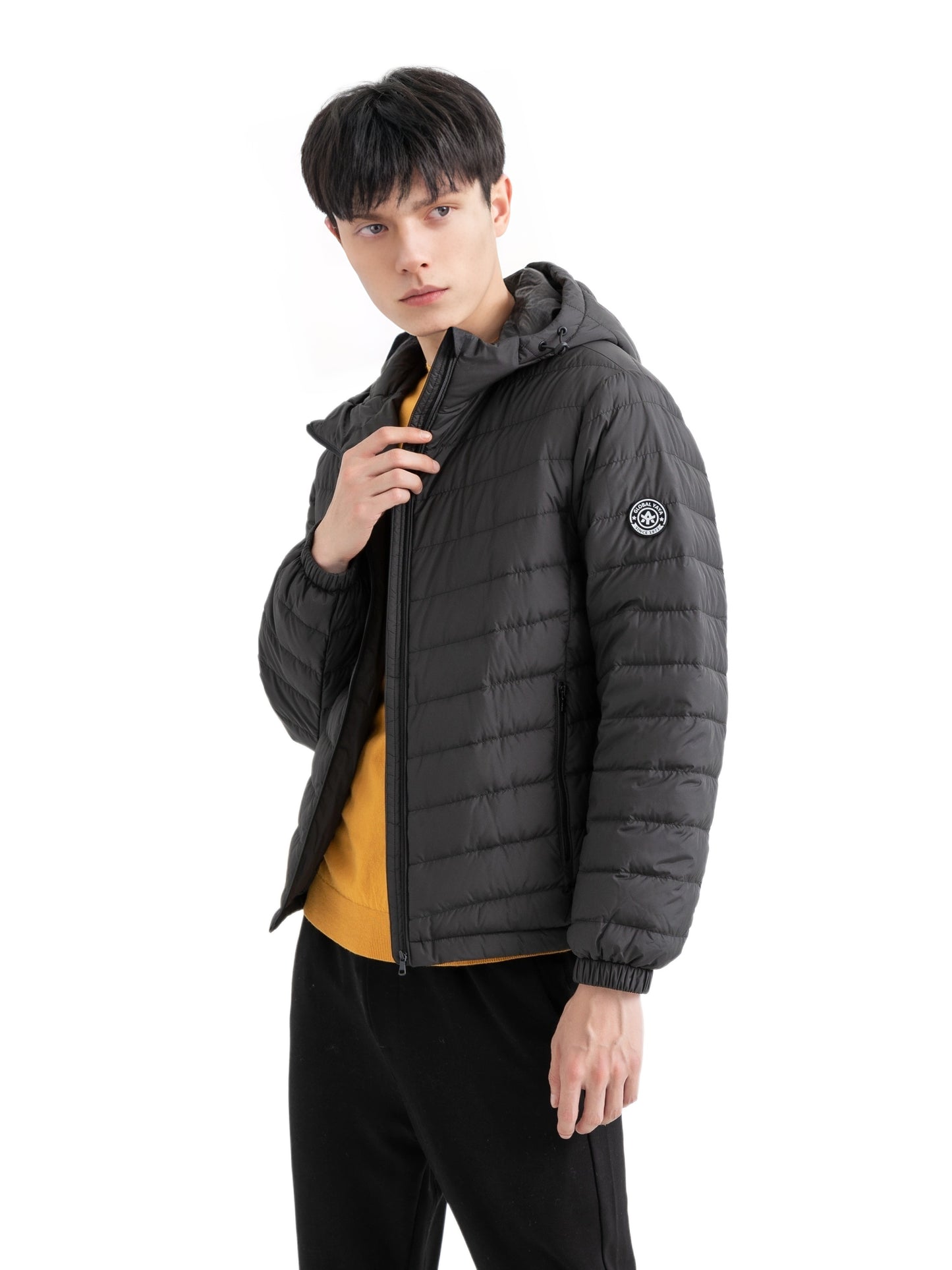 Warm and Stylish Men's Fleece Hooded Jacket for Outdoor Activities in Fall and Winter