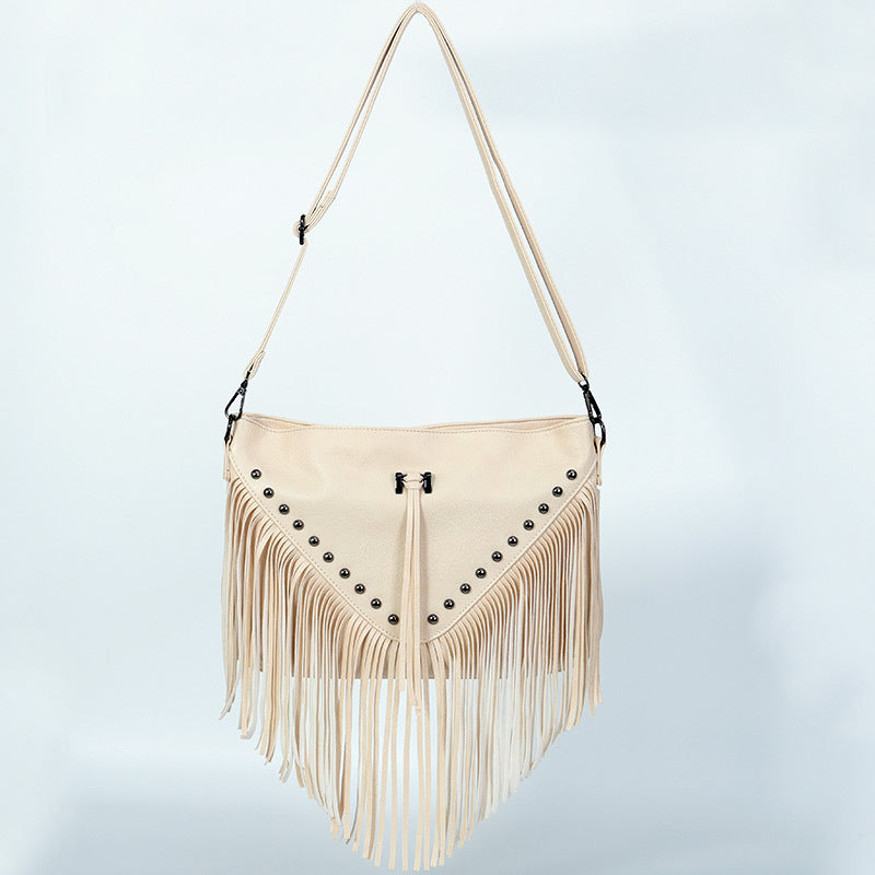 [Fast Arrival] Luxurious Tassel Crossbody Bag - Stylish Riveted Single Shoulder Straddle Bag with Large Capacity and Casual Chic Design - Perfect for Daily Use