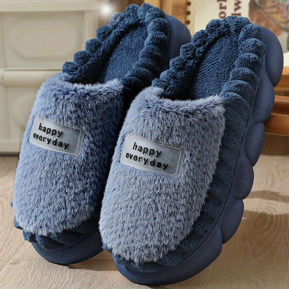 Cozy Women'S Slippers: Soft Fleece, Rubber Sole, And Festive 'Happy Everyday' Label