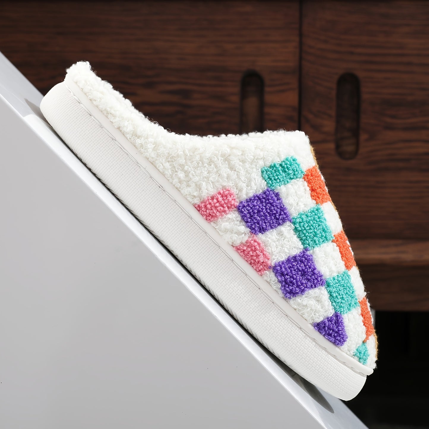 Vibrant Checkered Plush Slippers - Ultra Soft, Warm, and Cozy Indoor Shoes with Cushioned Insoles for Comfortable Walking - Perfect for Home, Lounge, or Leisure Activities