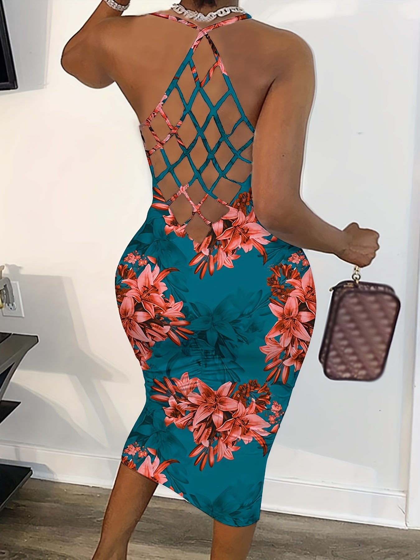 VAKKV  Summer Chic Floral Print Bodycon Dress: Sexy Criss Cross, Breathable & Durable – Perfect for Every Occasion