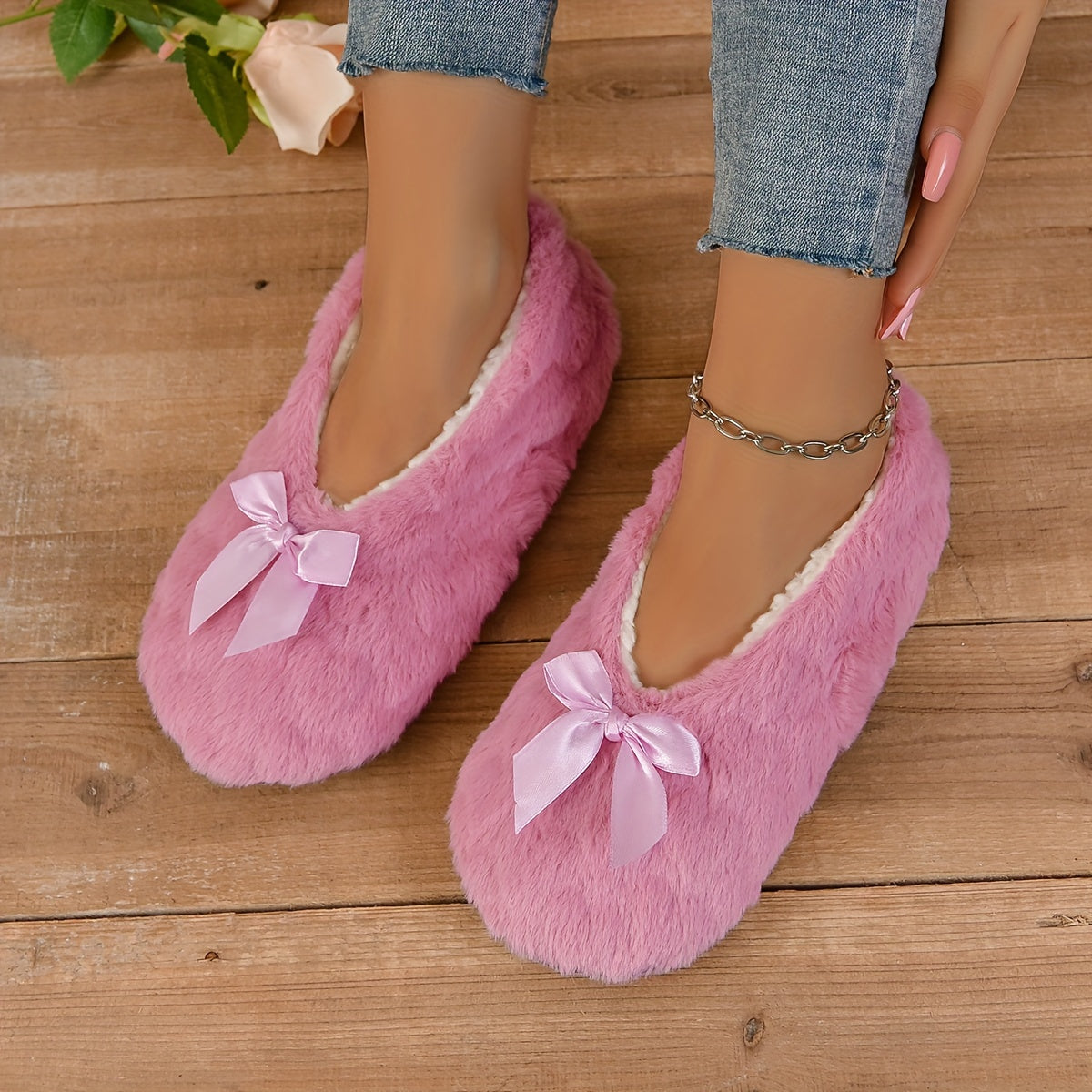 Cozy Heart Print Bowknot Slippers - Soft, Warm, and Plush Lined for Winter Bedroom Comfort - Flat Sole, Home Shoes for Relaxation and Leisure