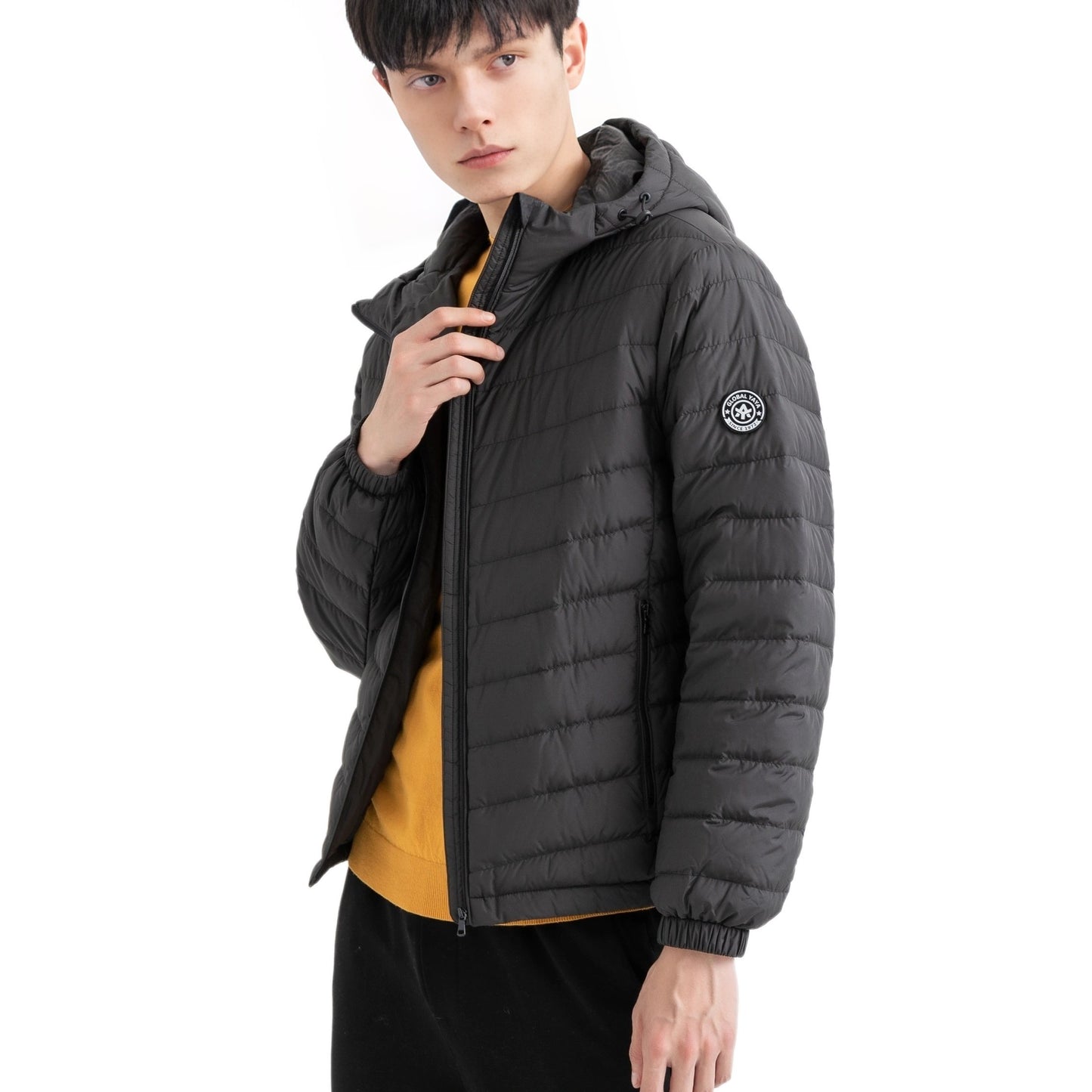 Warm and Stylish Men's Fleece Hooded Jacket for Outdoor Activities in Fall and Winter