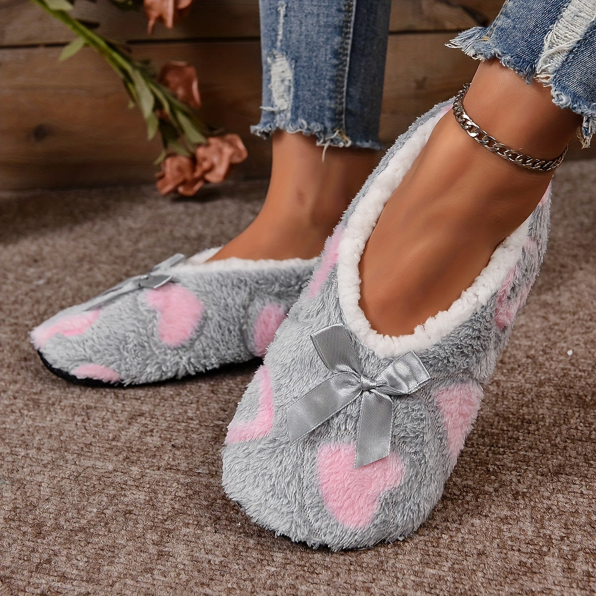 Cozy Heart Print Bowknot Slippers - Soft, Warm, and Plush Lined for Winter Bedroom Comfort - Flat Sole, Home Shoes for Relaxation and Leisure