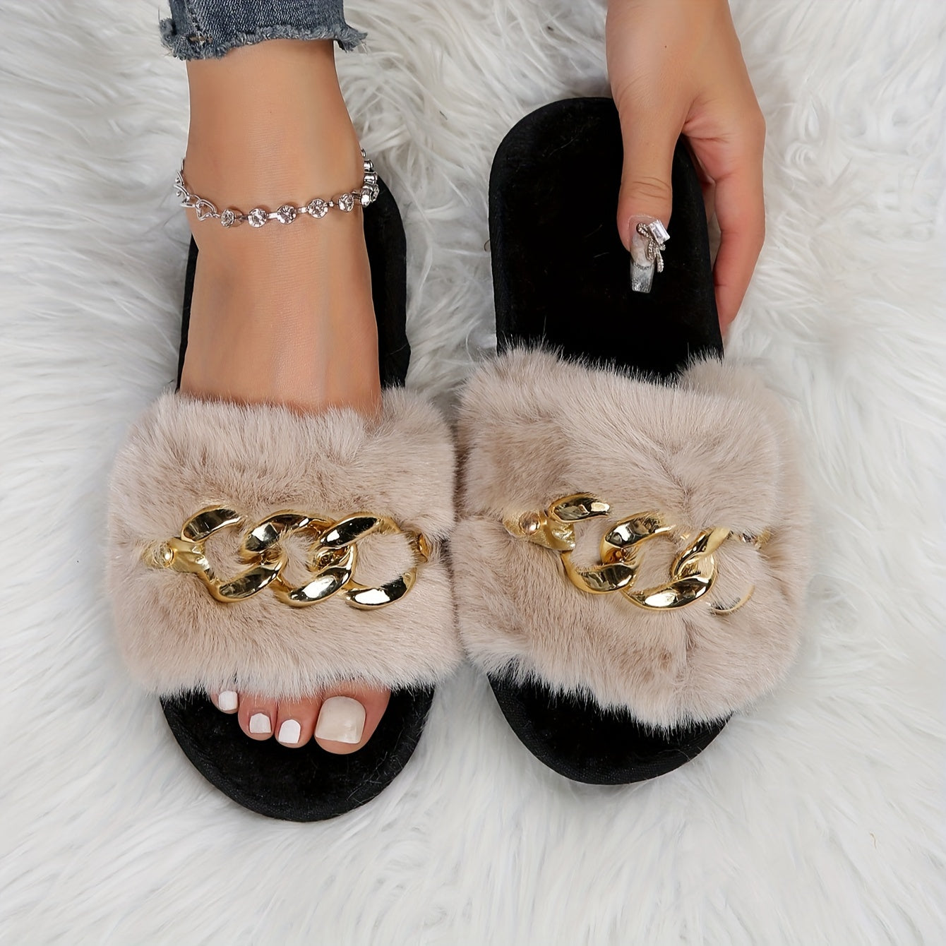 Cozy Chain Decor Slippers - Ultra Soft, Plush, and Warm Casual Slip-On Shoes for Comfortable Indoor Wear - Perfect for Home, Lounging, and Relaxation