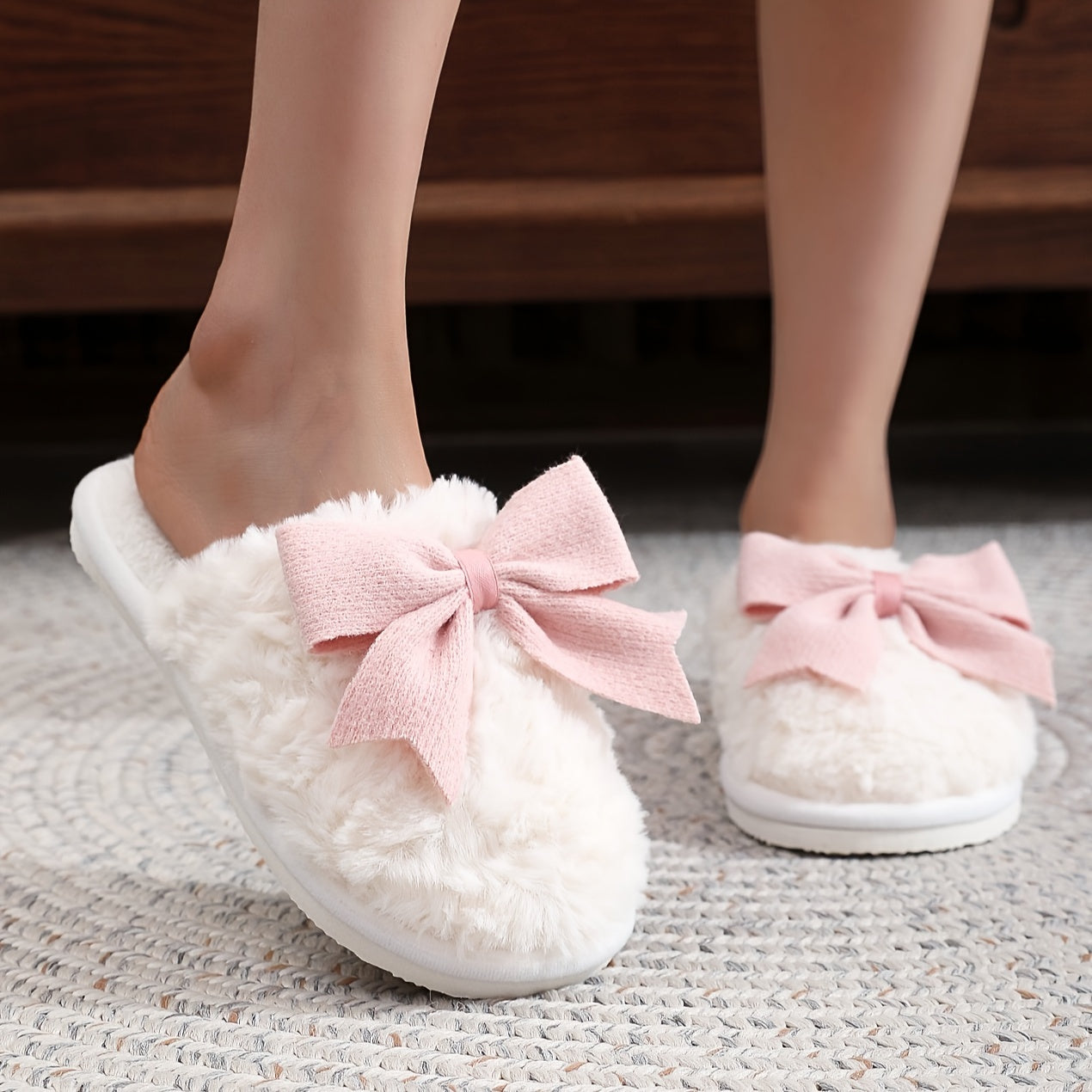 Luxurious Fuzzy Bowknot Slippers - Soft Sole, Seamless Closed Toe, Ultra-Cozy Home Shoes - Anti-Slip, Plush Comfort for Indoor Wear