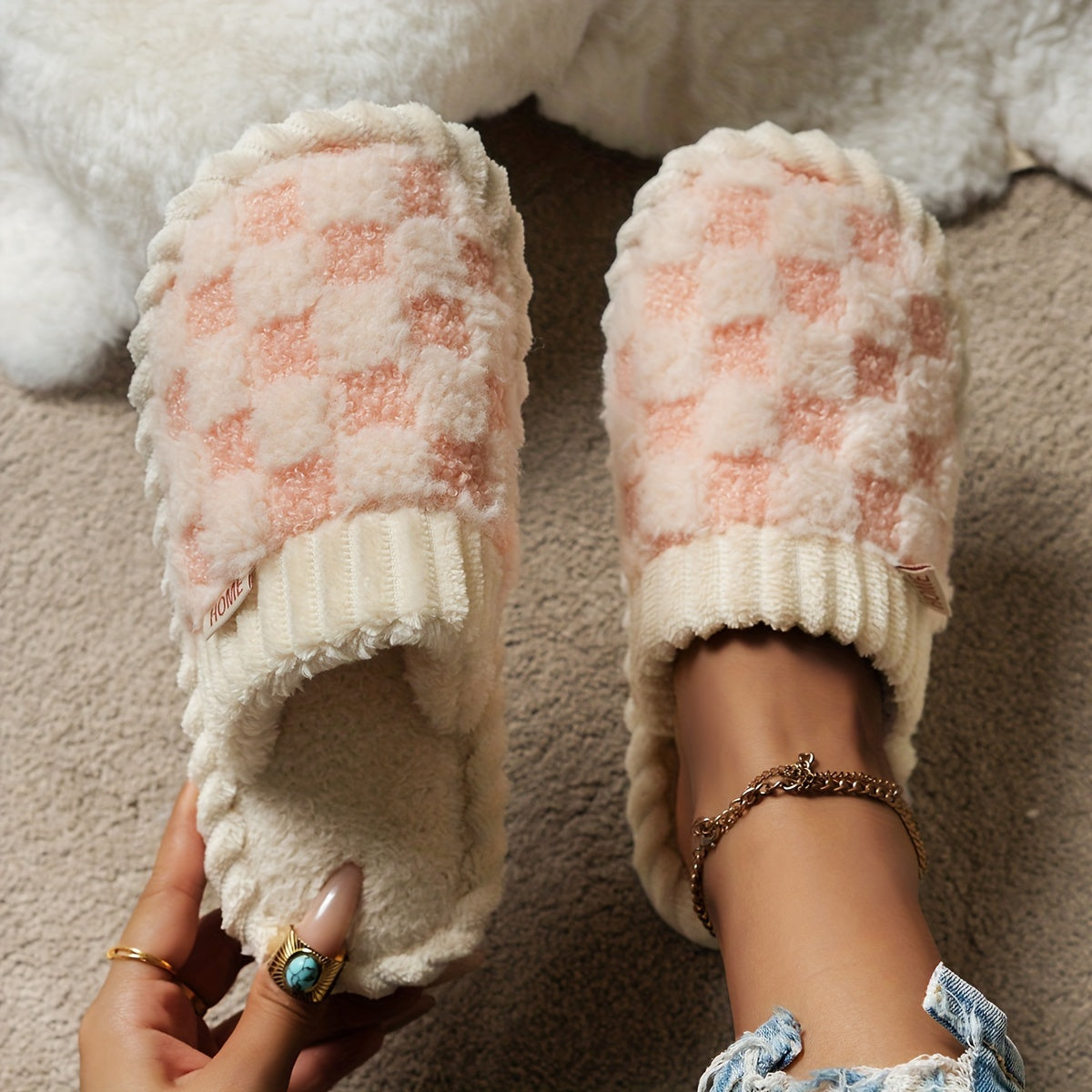 Cozy Plaid Women's Slippers - Soft, Warm, Non-Slip Sole With Quiet Fuzzy Lining For Indoor Comfort