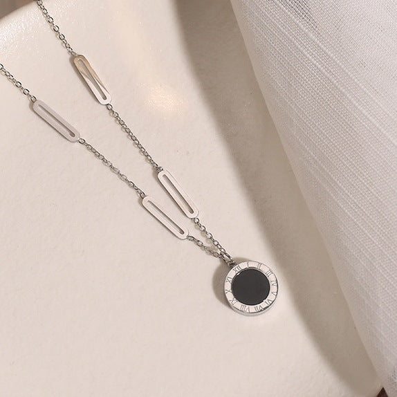 vakkv  Black and White Double-Sided Roman round Necklace Tik Tok Live Stream Popular Simple Fashion Cross-Border Clavicle Chain