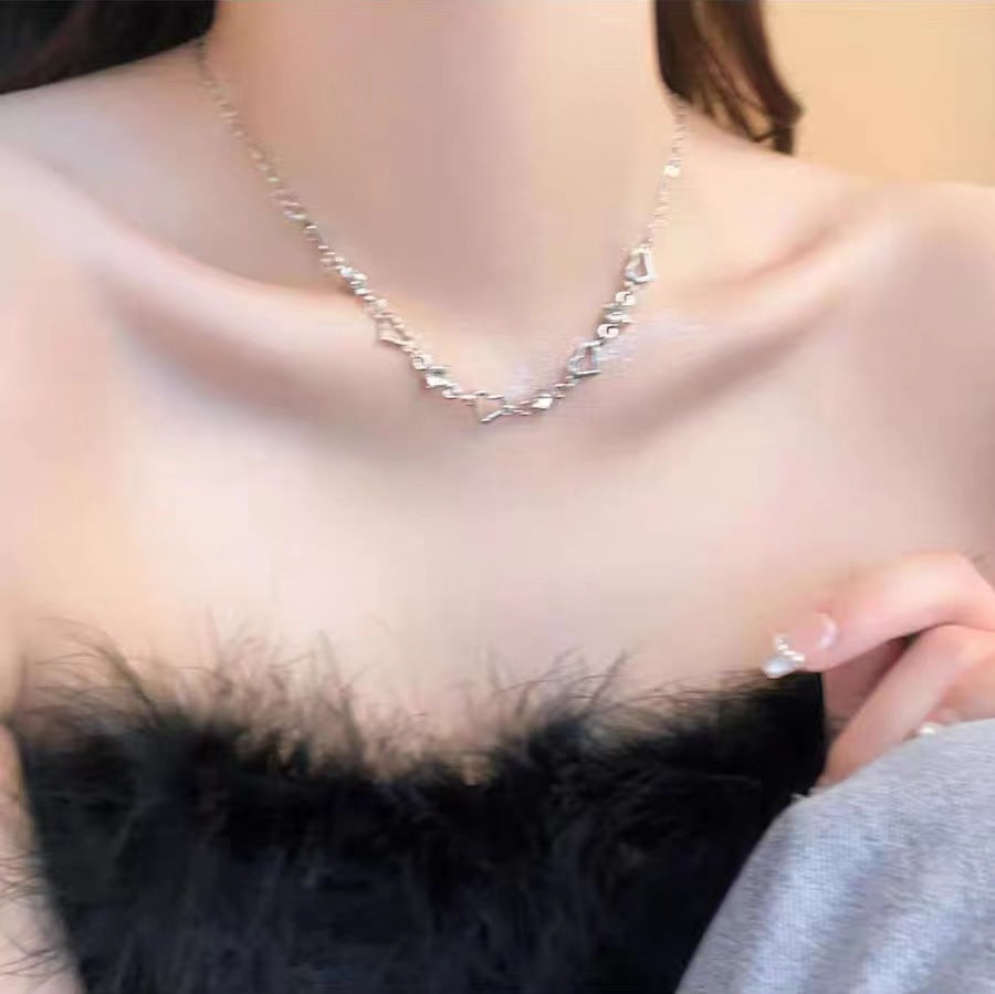 New Cold Style Butterfly Necklace Female Fashion Ins Style Personality All-Match Necklace Niche High-End Clavicle Chain Accessories