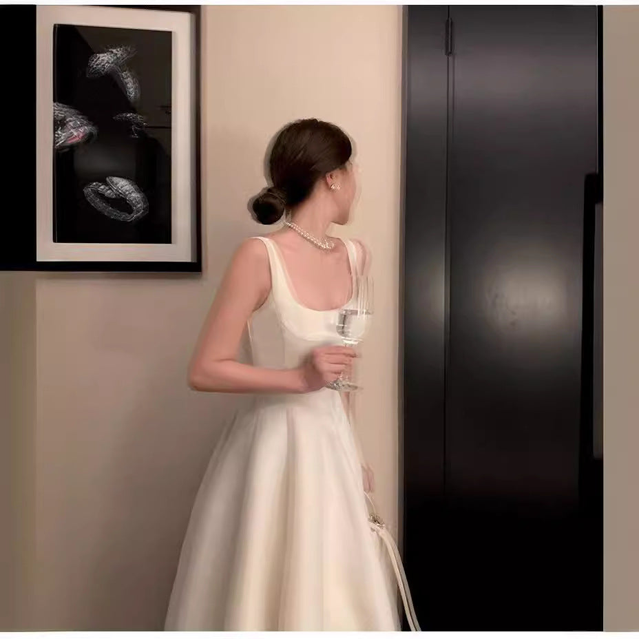 VAKKV Outdoor Light Wedding Dress  Simplicity Satin Hepburn Style License Registration Slim White Dress Waist Trimming Spaghetti Straps Dress Dress
