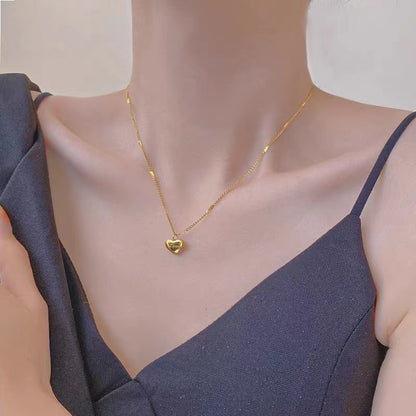 vakkv New Love Heart Necklace Internet Celebrity Same Simple Temperament Entry Lux Necklace Peach Heart Clavicle Chain Necklace Ornament