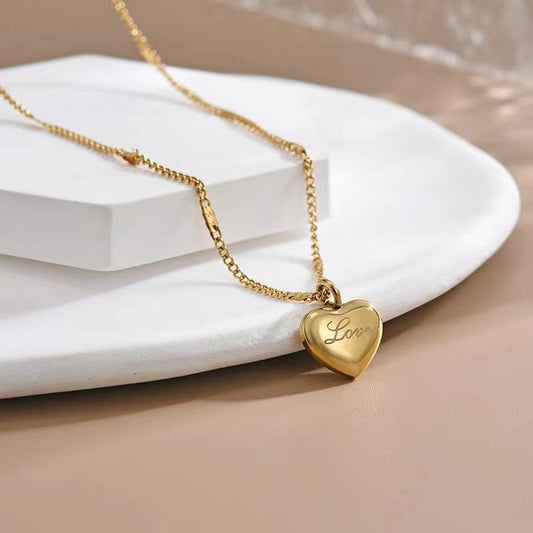 vakkv New Love Heart Necklace Internet Celebrity Same Simple Temperament Entry Lux Necklace Peach Heart Clavicle Chain Necklace Ornament