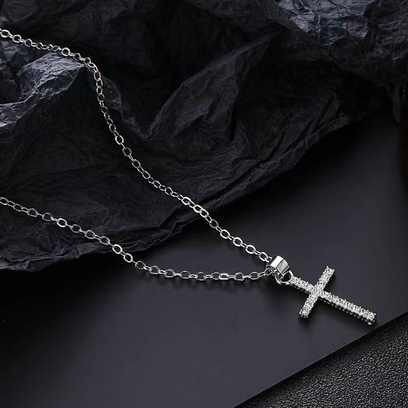 Cross Mirror HOTan and NEWn Cross Necklace Male and Female Personality Couple Accessories Clavicle Chain Punk Simple Fashion Accessories Manufacturer