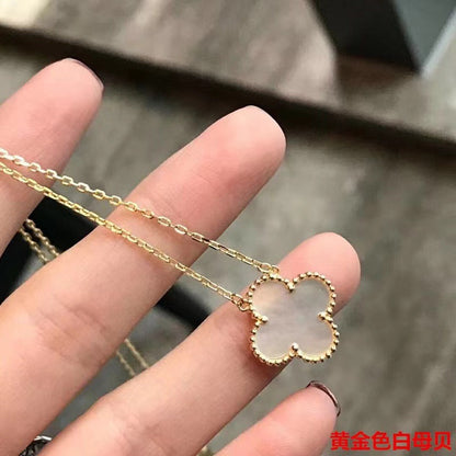 High Version Clover Necklace V Gold Simple Pendant Light Luxury Niche Net Red Clavicle Chain Factory Direct Sales