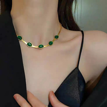 Titanium Steel Blade Chain Emerald Geometric Necklace Advanced Cold Style Clavicle Chain Neck Chain Fashion Temperament Ornament