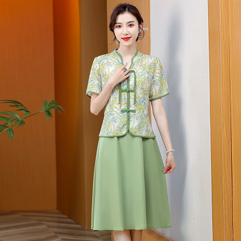 Middle aged mother's summer dress, stylish dress, middle-aged and elderly women's short sleeved fake two-piece slimming and age reducing cheongsam long skirt