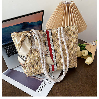 Manufacturer's Self-Produced Women's Bag Cross-Border New Arrival Color Stripes Straw Bag Fashion Cotton String Shoulder Tote Bag Vacation Beach Bag