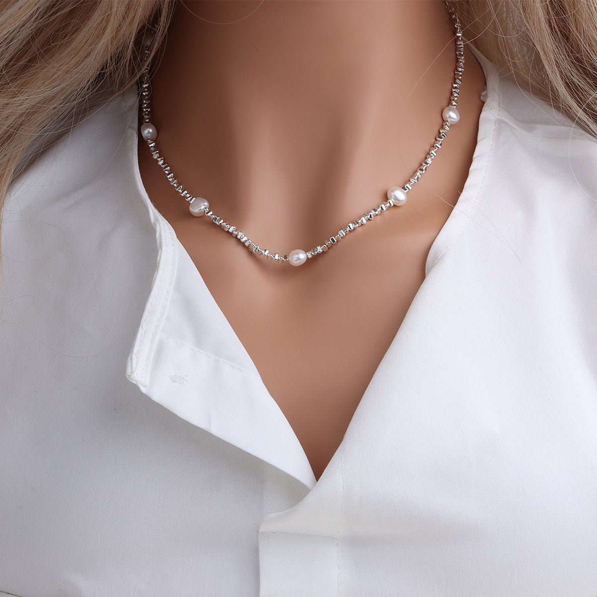 vakkv Small Pieces of Silver Shell Pearl and Pearl Necklace Female Special-Interest Design High-Grade Beaded Necklace Light Luxury All-Match Necklace Female Wholesale