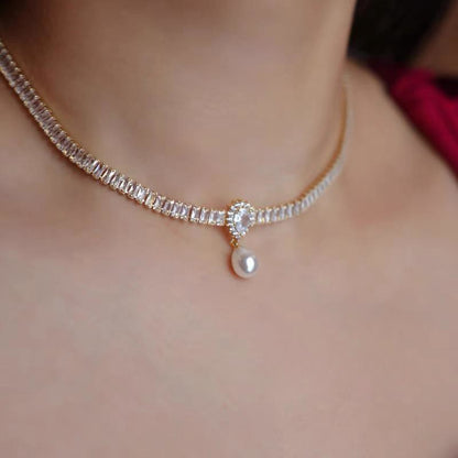 Crystal Necklace High-Grade Mild Luxury Retro Heavy Industry Necklace Female Copper Inlaid Zircon Baroque Water Drop Short Pearl Necklace