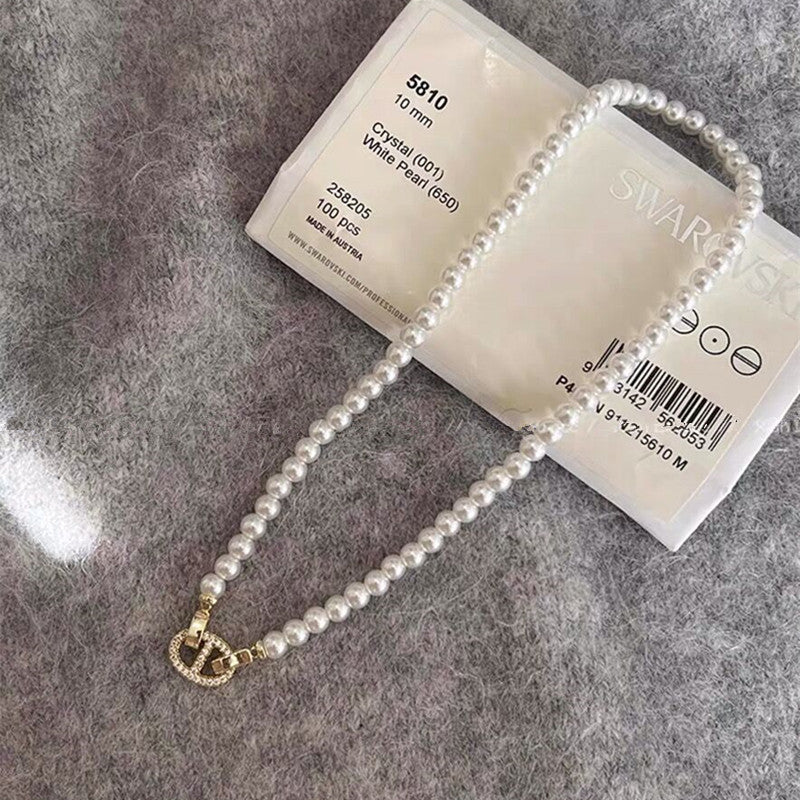 vakkv Letter Pig Bright Pearl Necklace Sweater Chain Retro Personality and Minimalism All-Matching Graceful Necklace Clavicle Chain