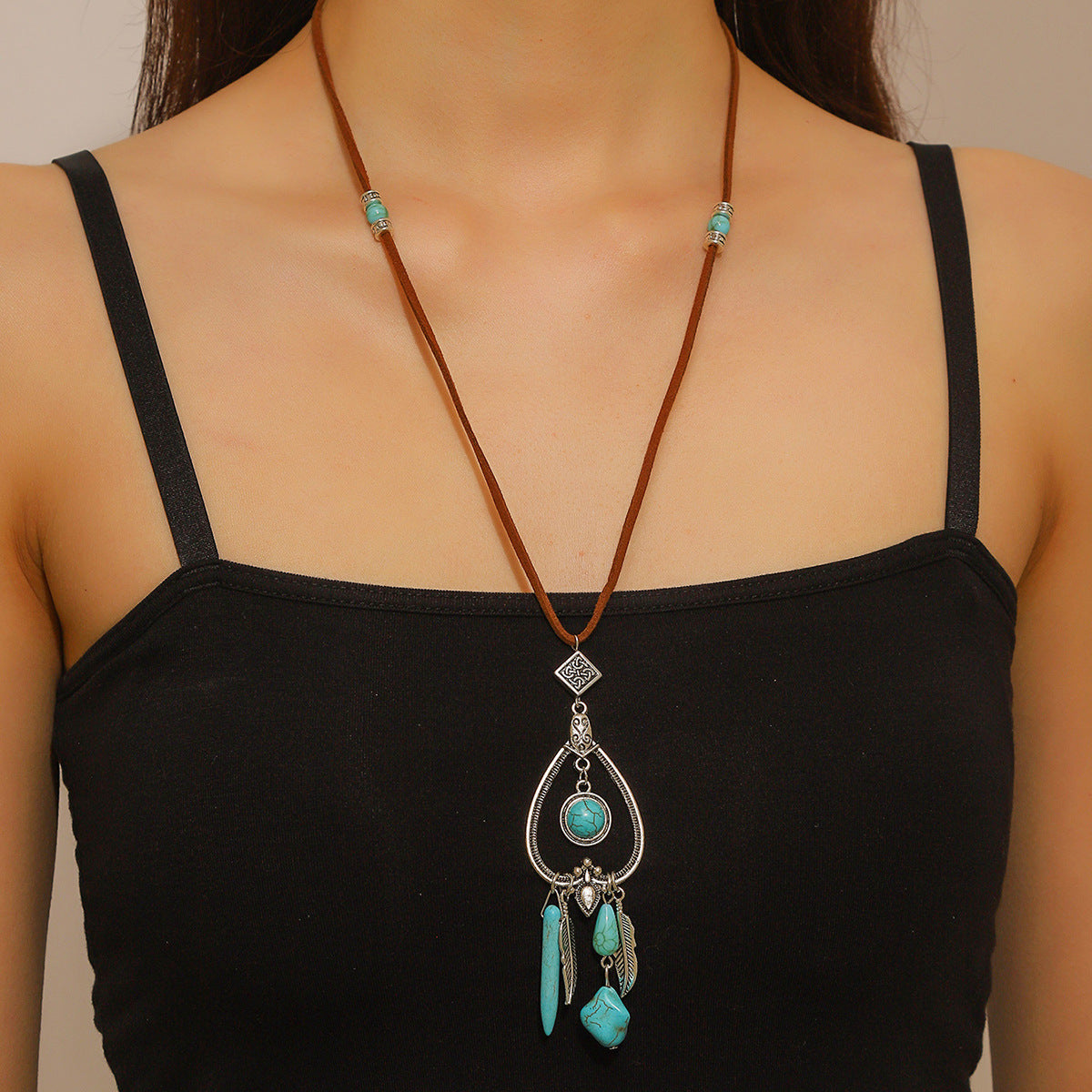 vakkv Cross-Border Hot Bohemian Ethnic Style Accessories Turquoise Pendant Vintage Leather Necklace Sweater Chain