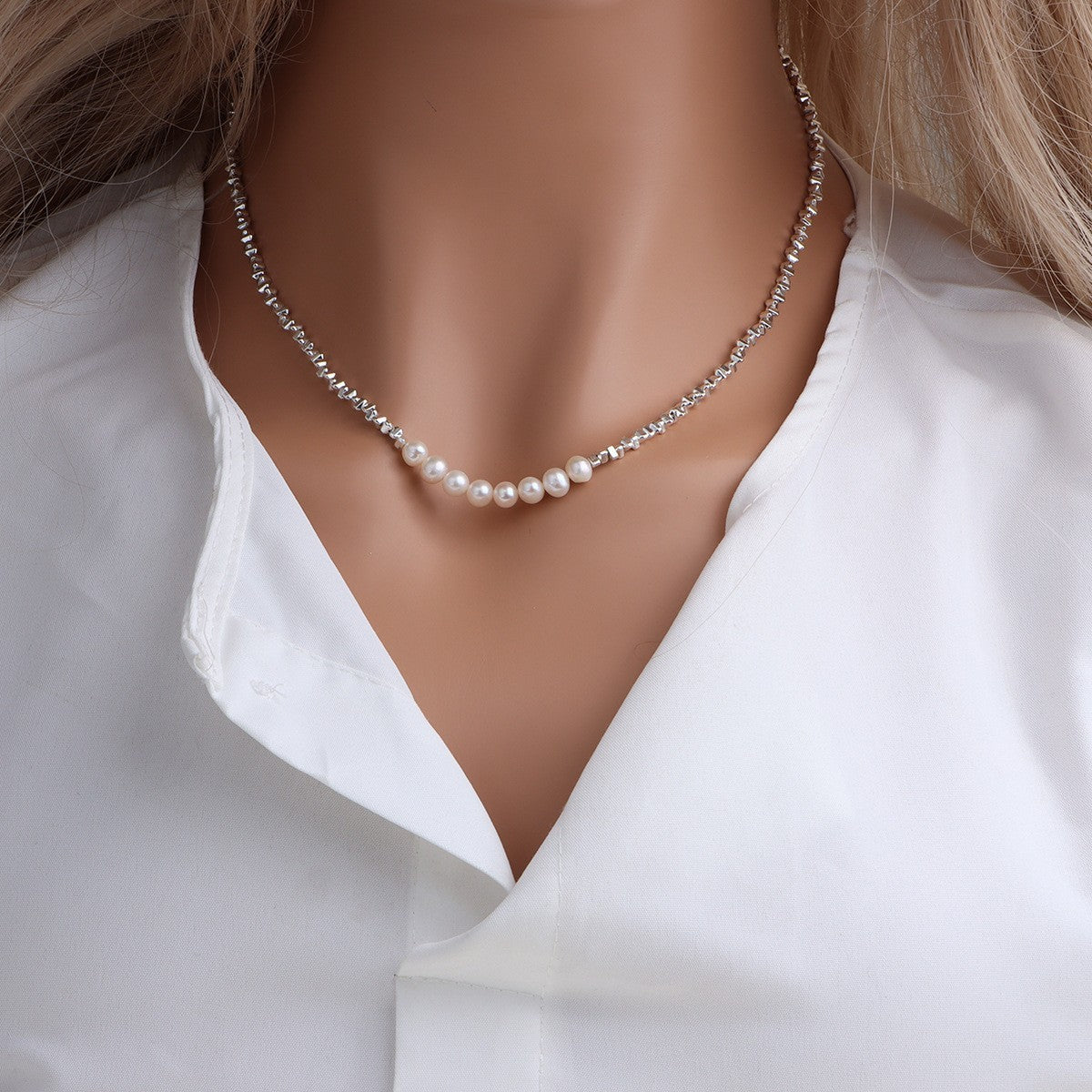 vakkv Small Pieces of Silver Shell Pearl and Pearl Necklace Female Special-Interest Design High-Grade Beaded Necklace Light Luxury All-Match Necklace Female Wholesale