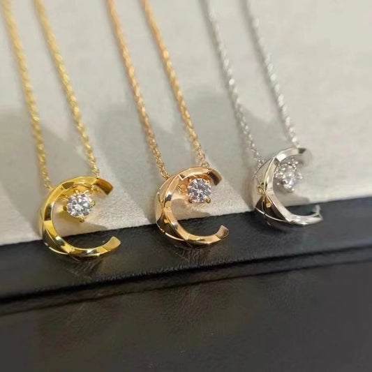 VAKKV Classic Style Feng Shui Bingyue Necklace Female Plated 18K Diamond Grid High Version CNC Pendant Clavicle Chain Factory Direct Sales Live Broadcast