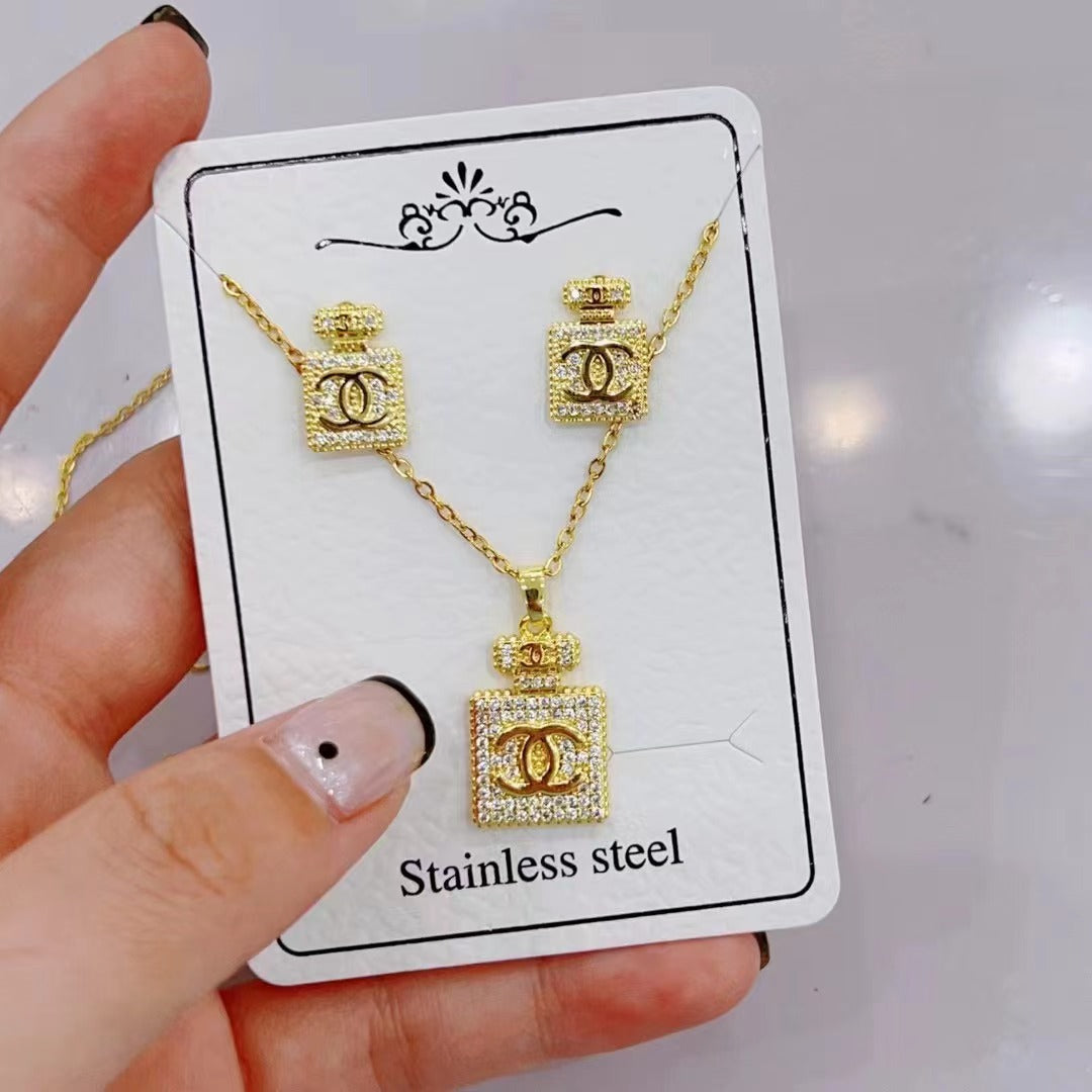 vakkv Cross-Border Hot  Diamond Necklace and Earrings Suite HOTan NEWn Simple Versatile Clavicle Chain Factory Wholesale Direct Wholesale