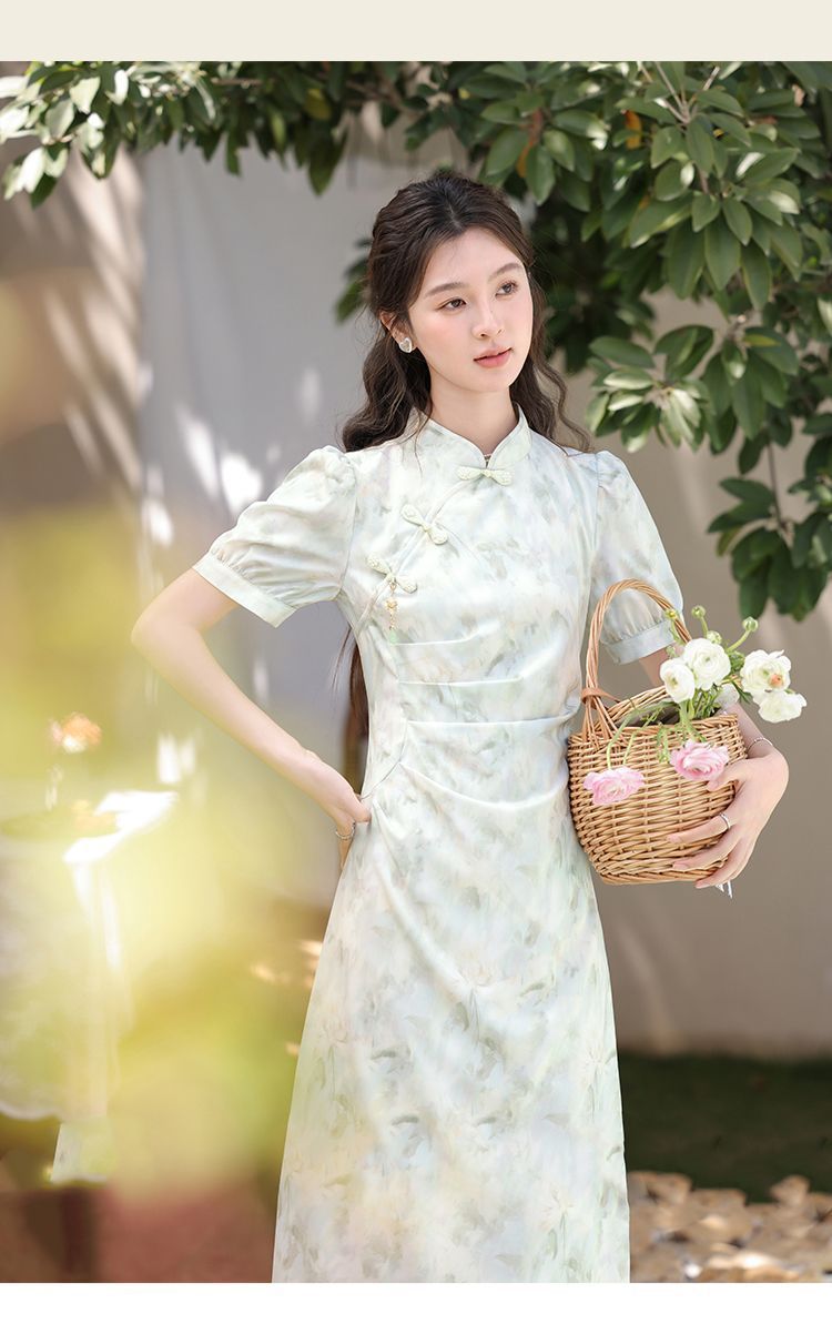 VAKKV Fresh Style Green Floating New Chinese Style Light Green Short Sleeve Dress Ancient Style Tight Waist Niche Elegant Thin Fresh Cold Style Cheongsam