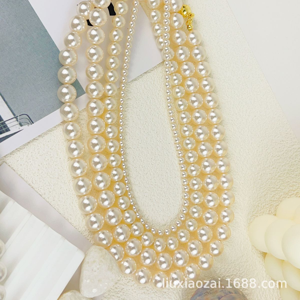 Cross-Border New Arrival Shijia High-Gloss Crystal Pearl Necklace Warm White Titanium Steel Version Magnetic Buckle Fashion All-Match Clavicle Chain Batch