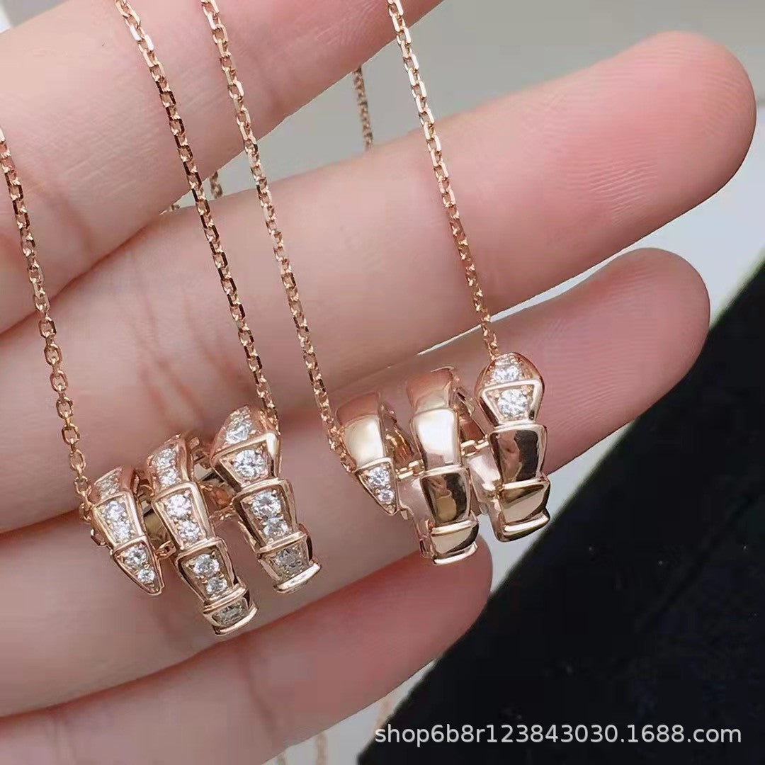 High Version Baojia Snake Bone Necklace Female 18K Rose Gold Plated Full Diamond Snake-Shaped Double Ring Jeweled Pendant Clavicle Chain