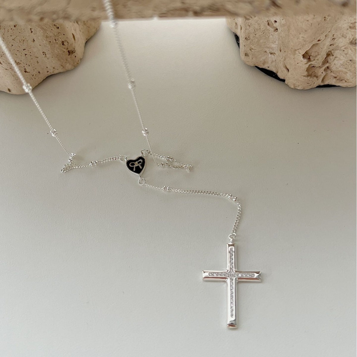 vakkv South Korea 925 Sterling Silver Exquisite and Versatile Diamond-Embedded Heart Cross Necklace Women's Simple Niche Design Clavicle Chain