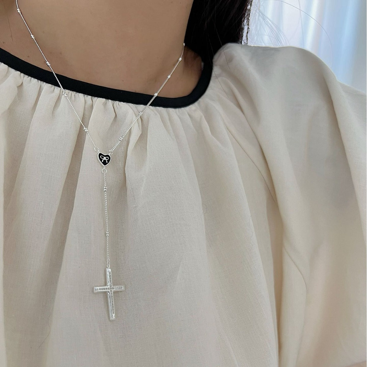 vakkv South Korea 925 Sterling Silver Exquisite and Versatile Diamond-Embedded Heart Cross Necklace Women's Simple Niche Design Clavicle Chain