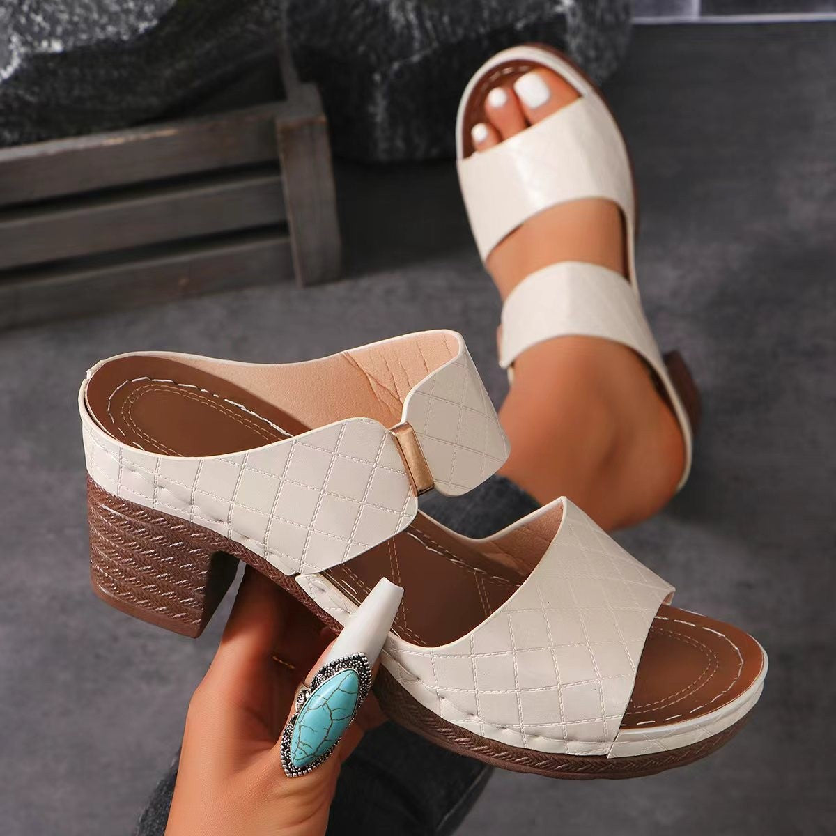 Spring and Summer New High Heel Slippers Women's HOTan and NEWn Fashion & Trend round Toe Sandals Foreign Trade Cross-Border plus Size Women's Shoes