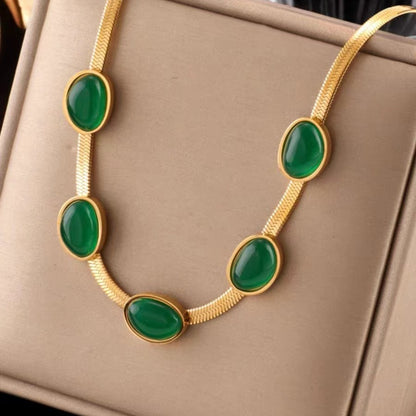 vakkv  HOTan and NEWn High-Grade Titanium Steel Blade Chain Retro Emerald Mung Bean Necklace Refined Stylish and Versatile Design Light Luxury