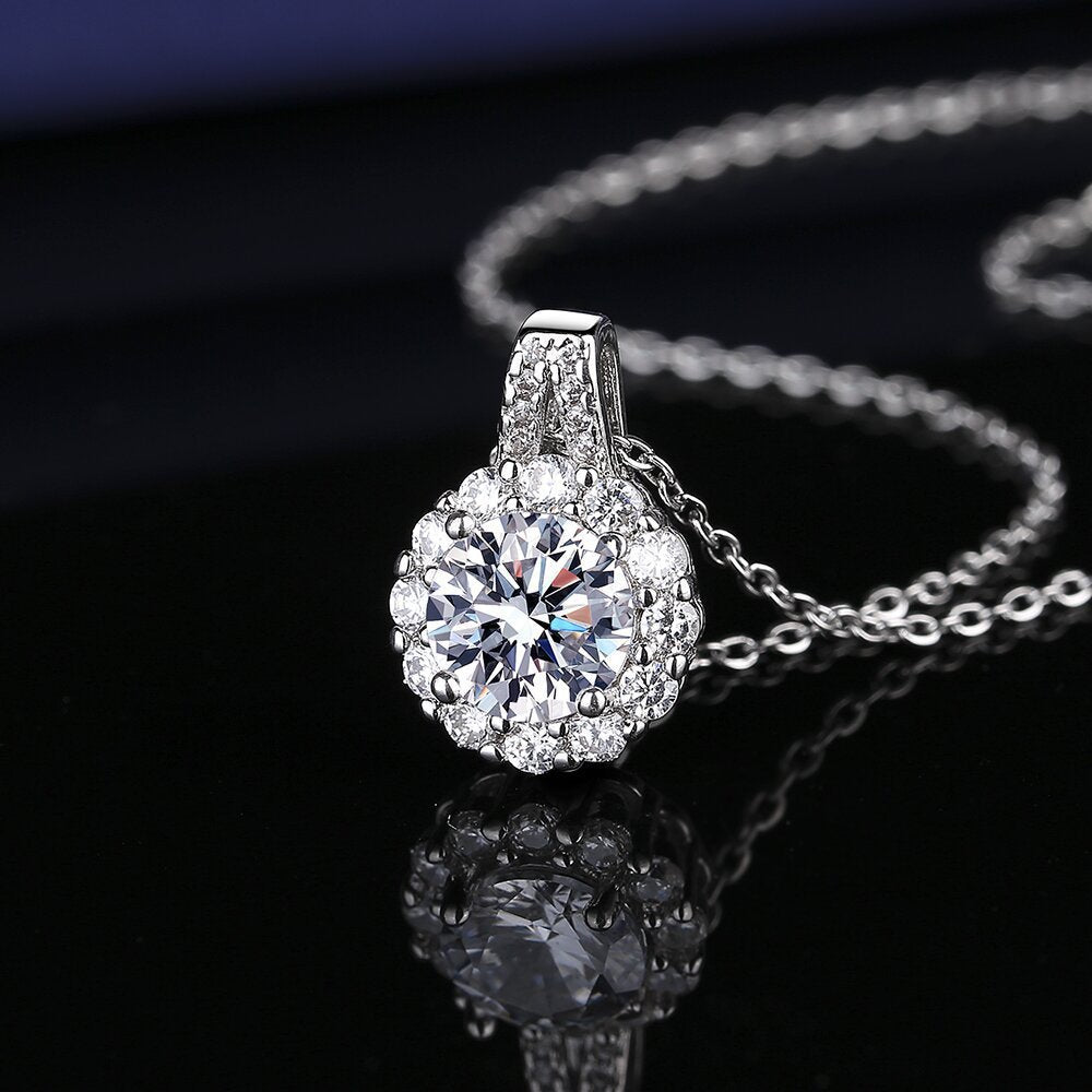 vakkv Tik Tok Live Stream Hot Sale 2 Karat Moissanite Fashion Princess Round Bag Necklace Women's Simple All-Match Clavicle Chain Pendant