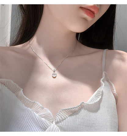 vakkv  High-Grade Laser Lucky Four-Leaf Clover Necklace Bracelet Female Ins Special Interest Light Luxury High Quality All-Match Clavicle Chain