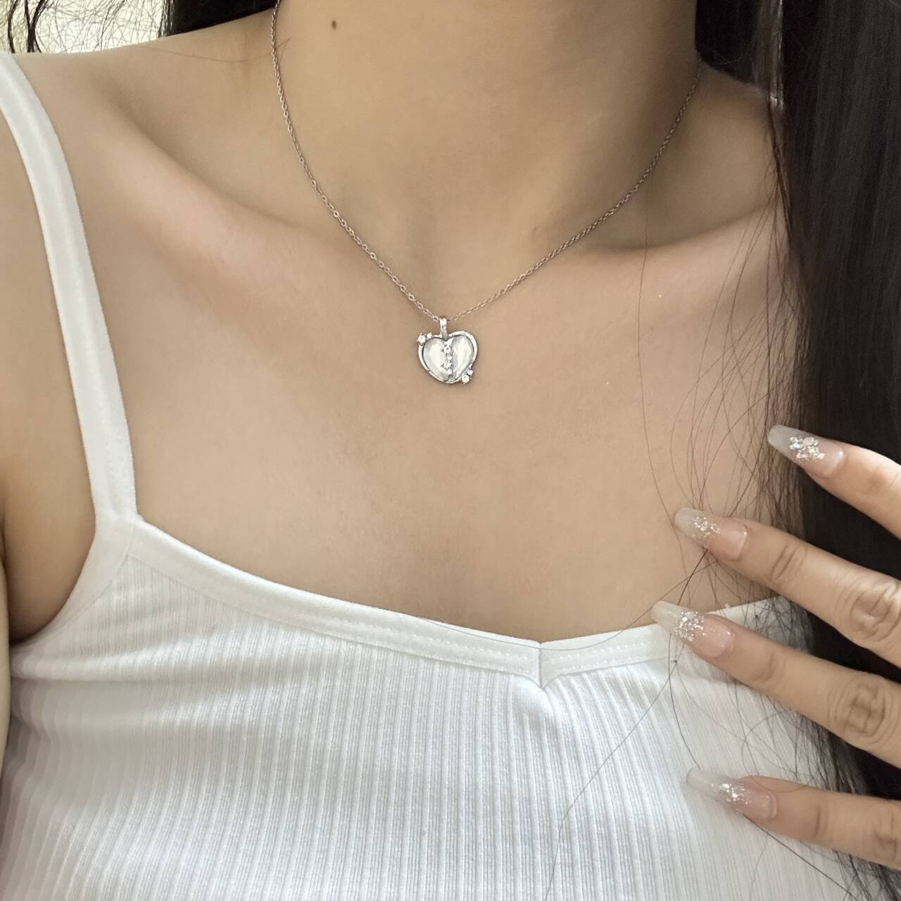 Minimalist Design Necklace Light Luxury Minority Bow High-Grade Clavicle Chain Female Necklace  New All-Matching Day