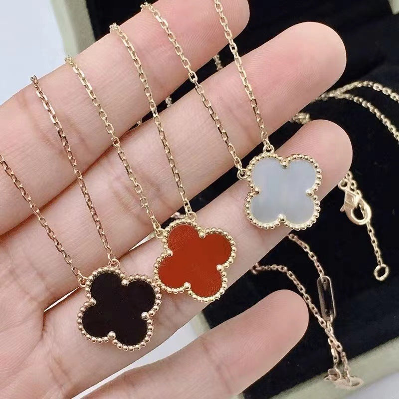 High Version Clover Necklace V Gold Simple Pendant Light Luxury Niche Net Red Clavicle Chain Factory Direct Sales