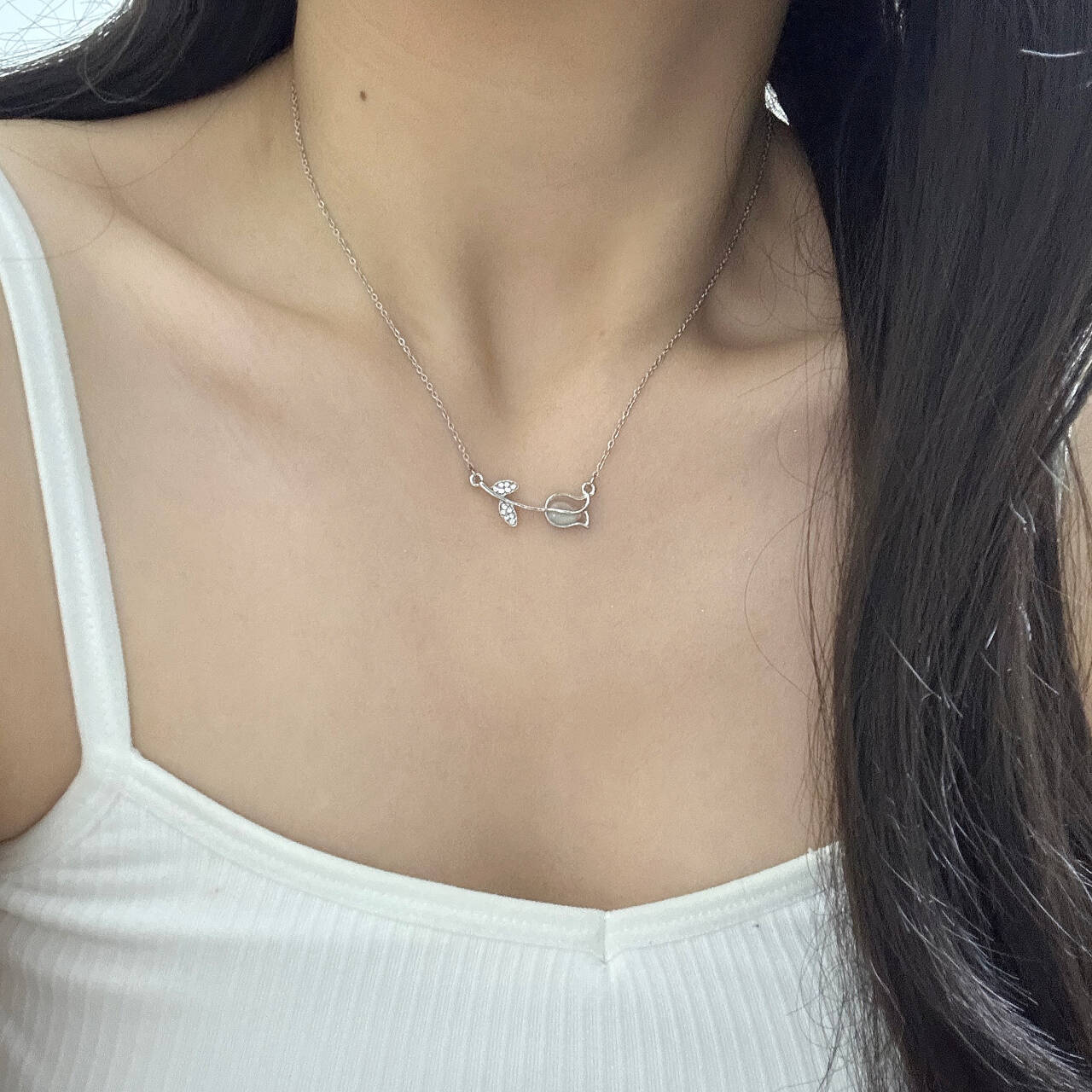 Minimalist Design Necklace Light Luxury Minority Bow High-Grade Clavicle Chain Female Necklace  New All-Matching Day