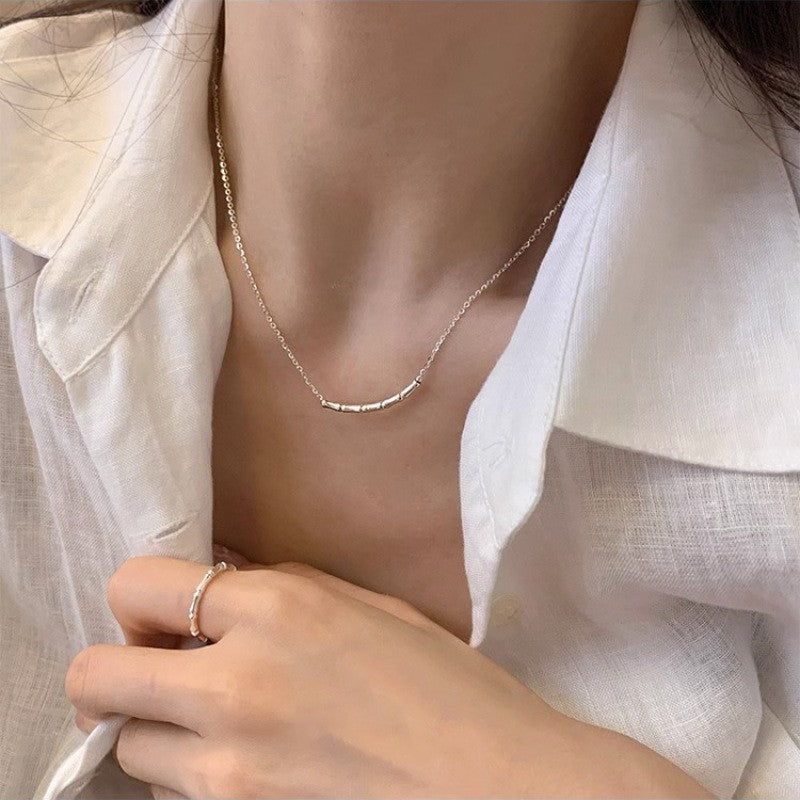 VAKKV Well Content Ball Necklace for Women, Non-Fading Niche High-Grade Sense All-Matching New Product Accessories Summer Clavicle Chain