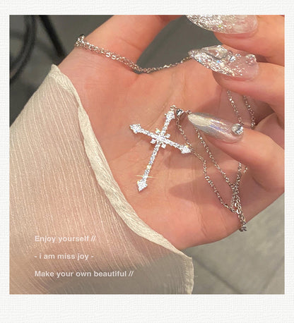 VAKKV Asterism Cross Necklace Cold Wind Sweet Cool Advanced Texture Zircon Shining Diamond Necklace Personalized Pendant