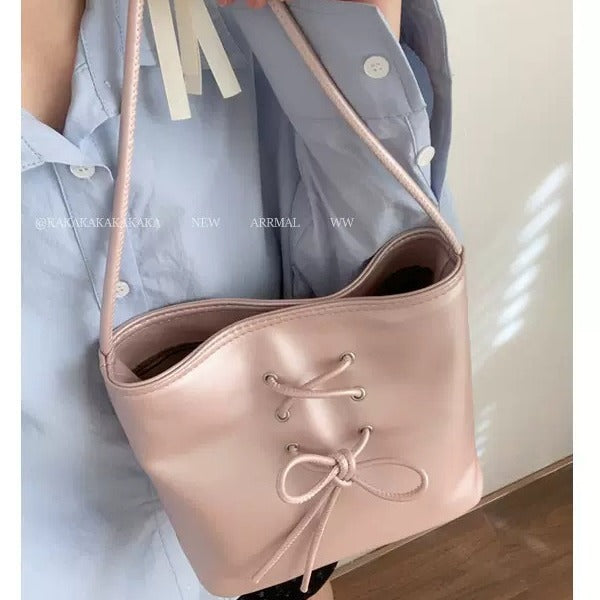 Cross-Border Niche Handbags Female  New Simple Fashion Sweet Bow Underarm Bag Single Shoulder Bucket Bag