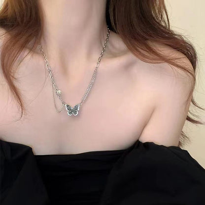 New Cold Style Butterfly Necklace Female Fashion Ins Style Personality All-Match Necklace Niche High-End Clavicle Chain Accessories