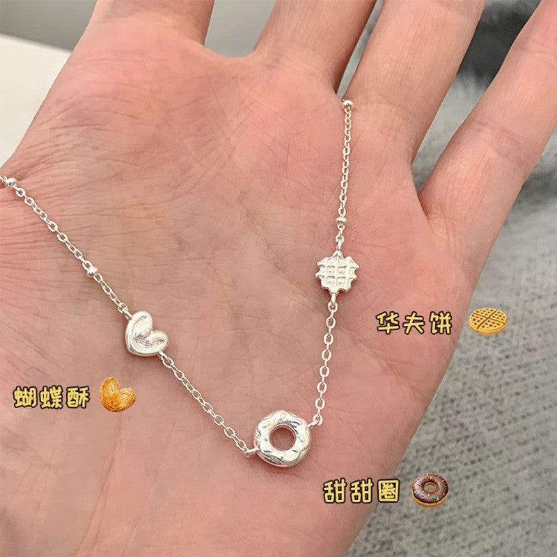 VAKKV Well Content Ball Necklace for Women, Non-Fading Niche High-Grade Sense All-Matching New Product Accessories Summer Clavicle Chain