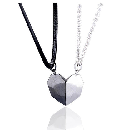 Wish Stone Pendant Heartbreak Clavicle Chain Heart Necklace Couple Love Items Magnet Magnetic Necklace for Women Wholesale