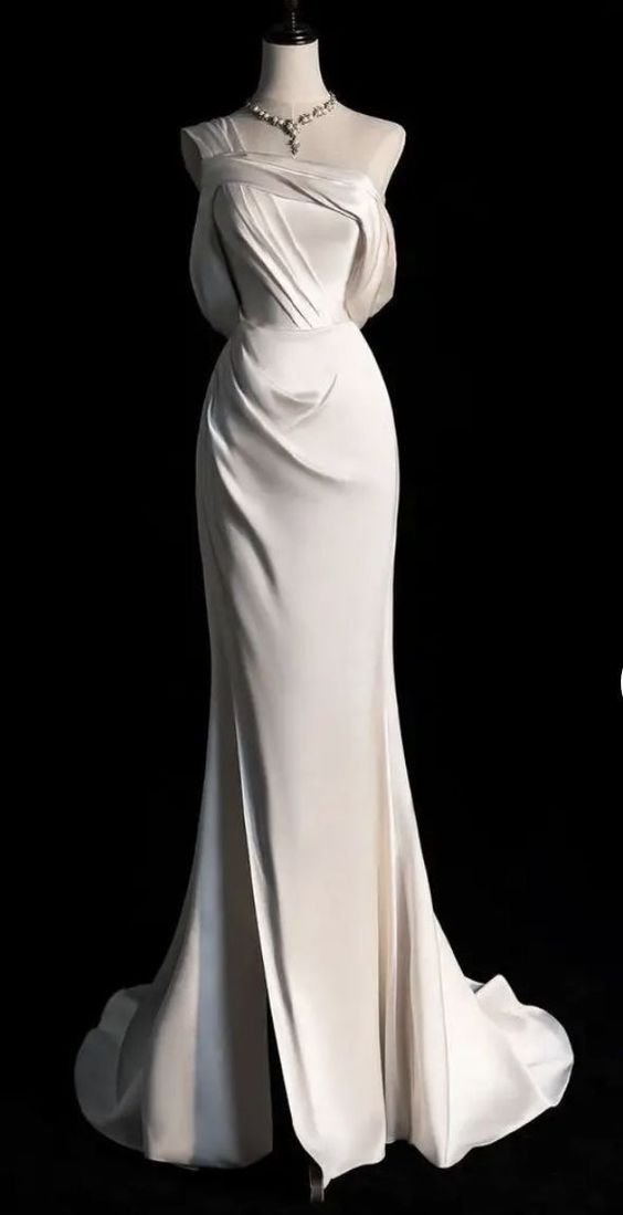 VAKKV Vintage Mermaid One Shoulder Long White Satin Wedding Dresses v1972