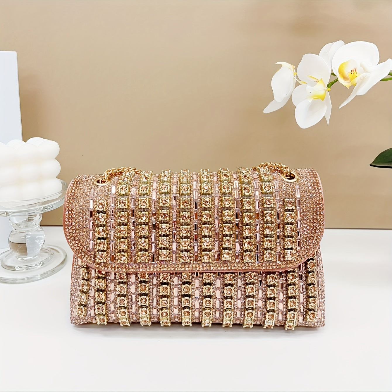 Glamorous Sparkling Rhinestone Evening Clutch - Shimmering Compact Purse with Adjustable Metallic Chain - Perfect for Dinners & Parties