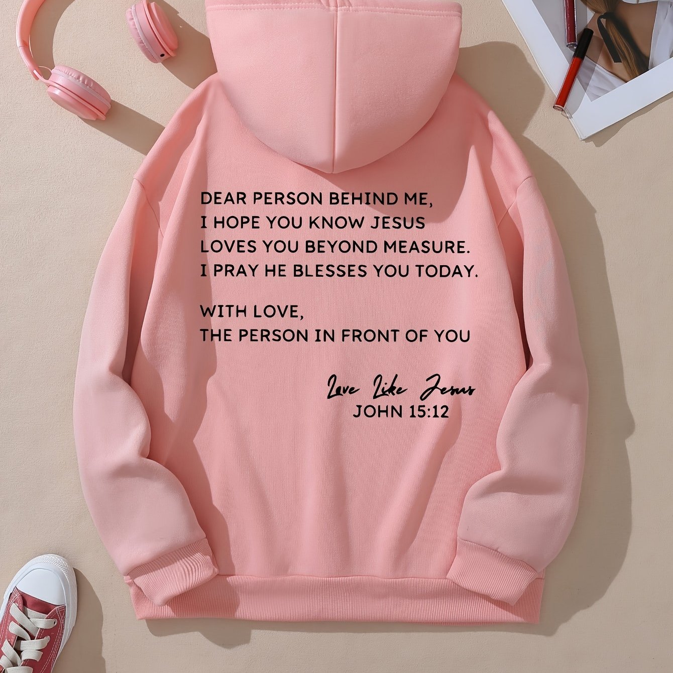 Womens Chic Letter Print Hoodie with Pockets - Adjustable Drawstring Sweatshirt - Comfortable Casual Wear for Everyday Style