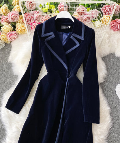 VAKKV Elegant Velvet Long Coat Dress P300